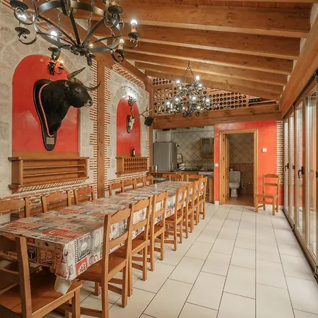 Holiday home Puerta Villabragima